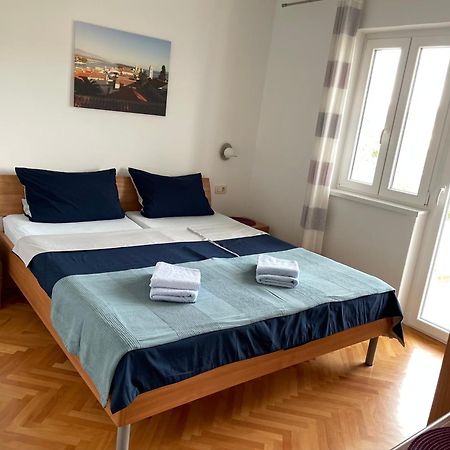 Superior Rooms Sea Side View Rab Town Extérieur photo