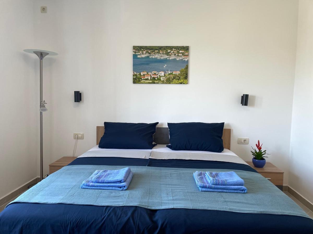 Superior Rooms Sea Side View Rab Town Extérieur photo