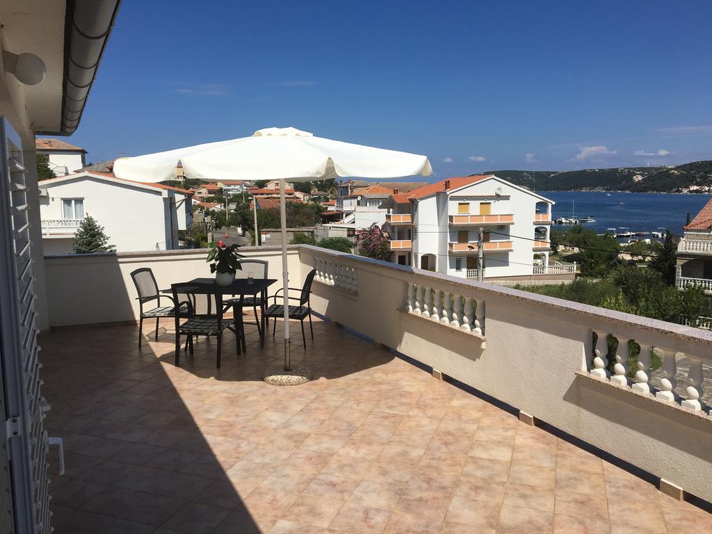 Superior Rooms Sea Side View Rab Town Extérieur photo